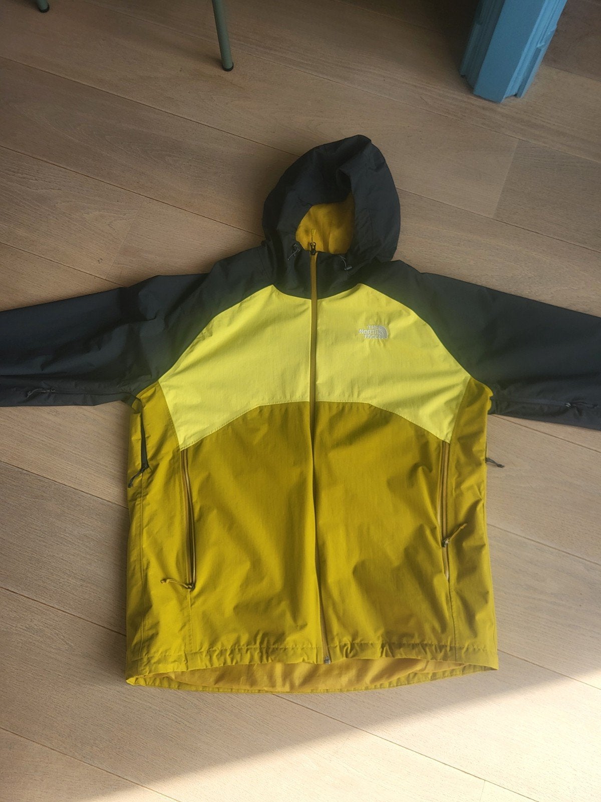 The North Face regenjas, XXL, Geel, Overige maten, Ophalen of Verzenden, Gedragen