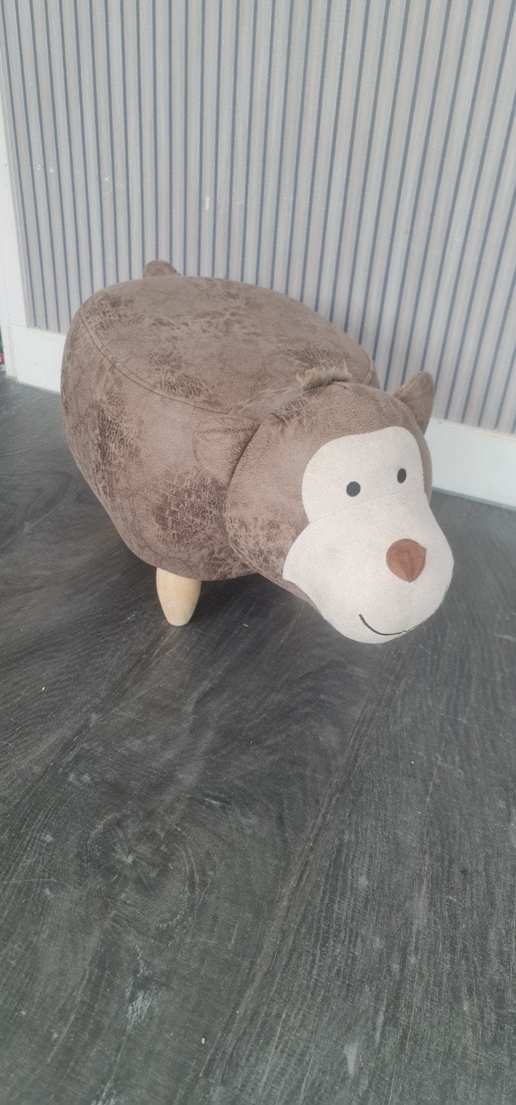 Leuke poef in de vorm van een aapje, Ophalen of Verzenden, Zo goed als nieuw