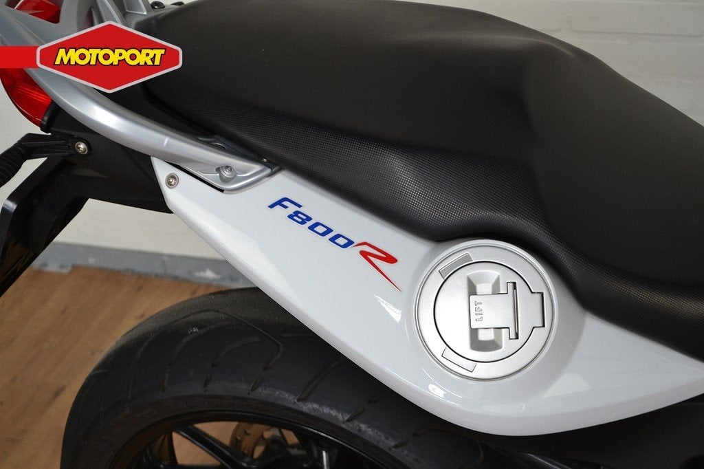 BMW F 800 R (bj 2016), Motoren, Motoren | BMW, Bedrijf, EINSTEINLAAN 5
2289 CC  RIJSWIJK ZH, Info@bmw-motorrad.nl, BMW Nederland bv