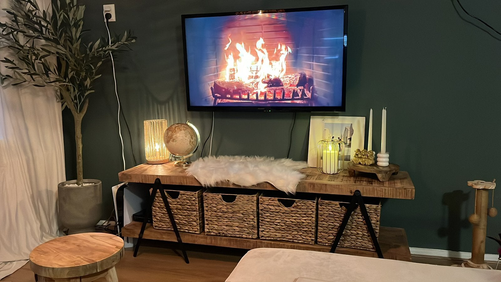 Tv meubel mangohout, Huis en Inrichting, Ophalen, Zo goed als nieuw, 25 tot 50 cm, 150 tot 200 cm