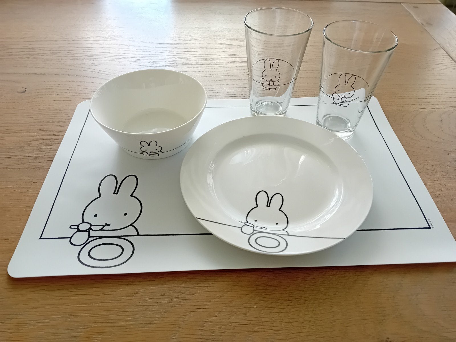 Nijntje servies/ontbijtsetje, Ophalen