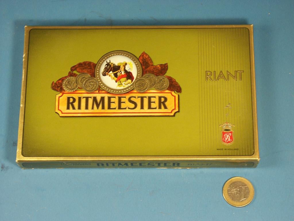 Kartonnen SIGARENDOOS ~ 10 RITMEESTER Riant ~ Zonder inhoud, Ophalen of Verzenden, Gebruikt, Tabaksdoos of Verpakking
