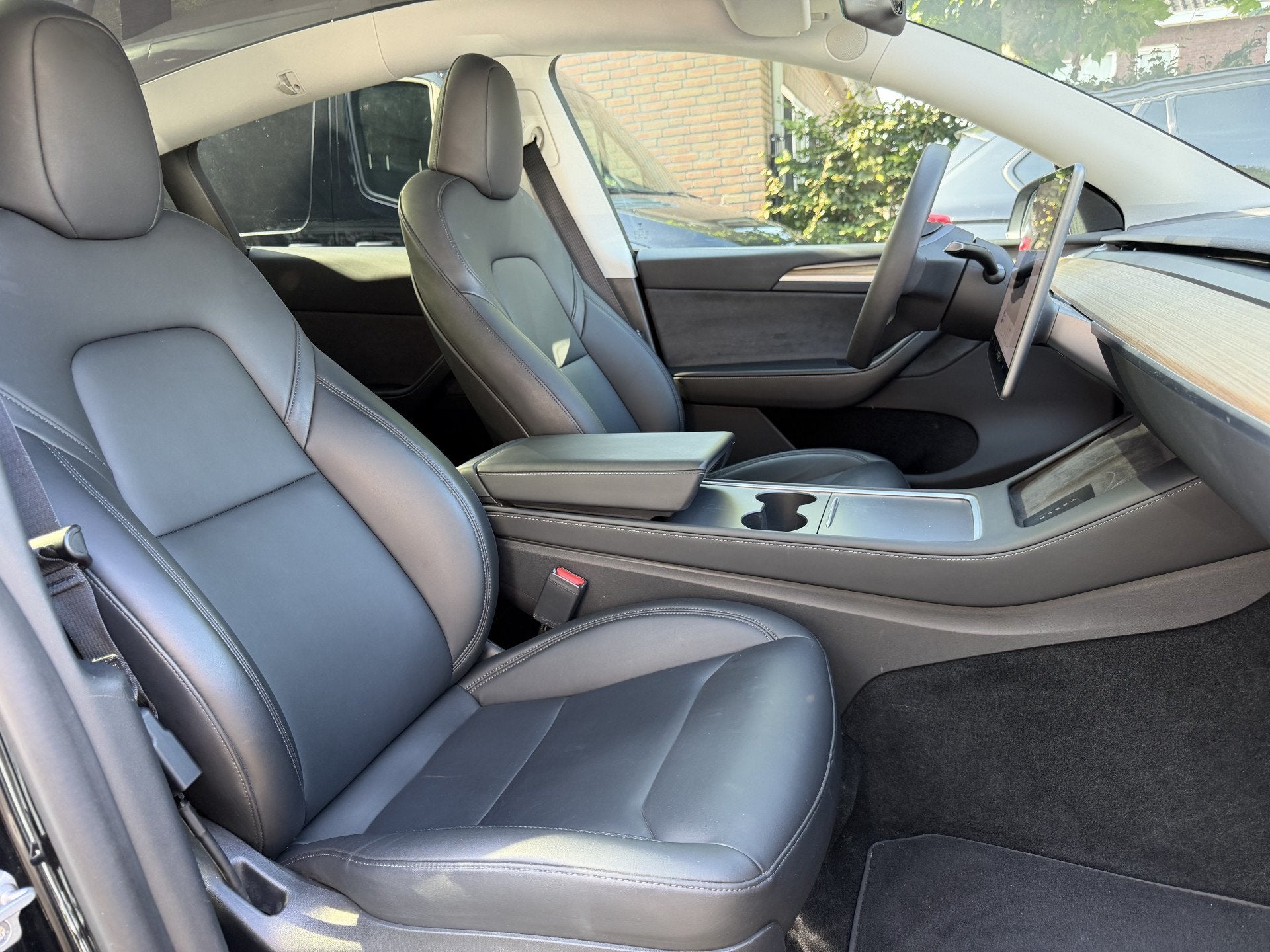 Foto 3 van Tesla Model Y Long Range AWD 75 kWh 92% SoH | Afn. Trekhaak