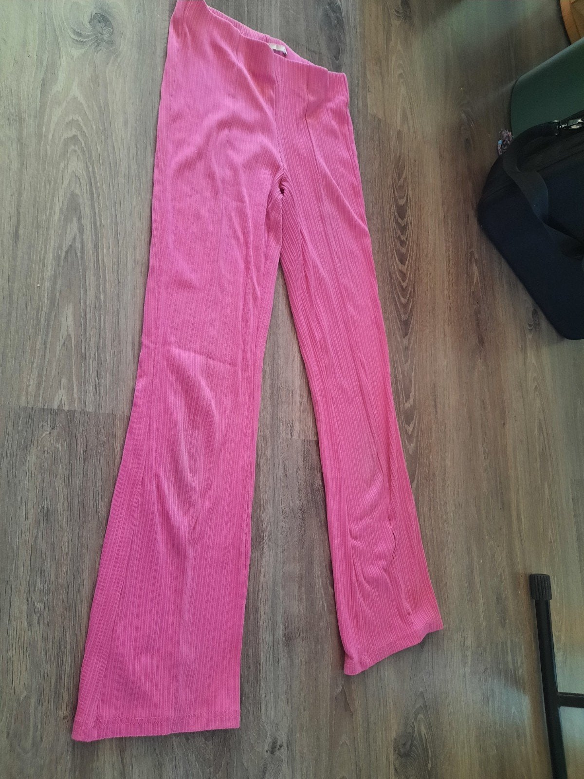 Te koop lange broek. Maat 152, Kinderen en Baby's, Broek, D-Zine, Ophalen of Verzenden, Zo goed als nieuw