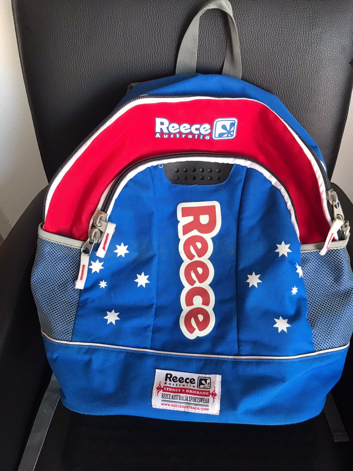 Mooie blauw-rode "Reece Australia" waterdichte Rugtas, Waterdicht, 30 tot 45 cm, Ophalen, Overige merken