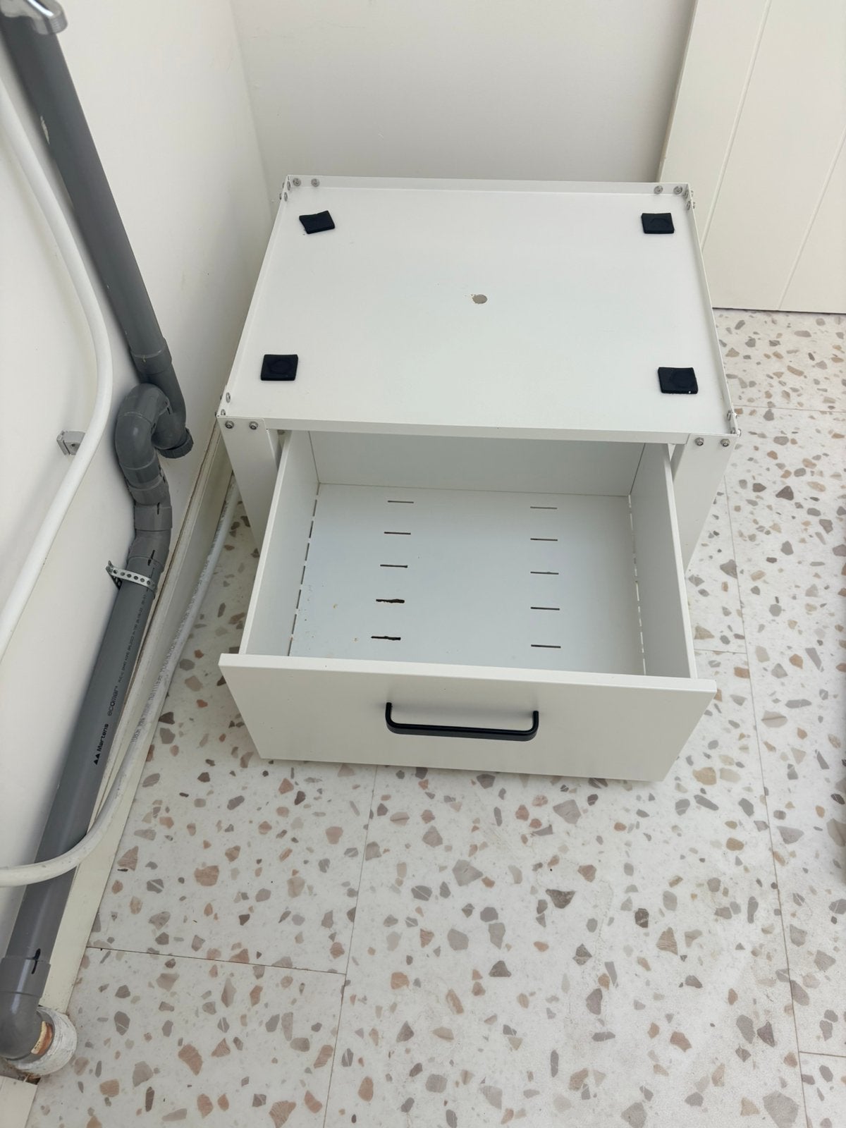 Wasmachine verhoger en tussenlade stapelkit, Witgoed en Apparatuur, Ophalen, Zo goed als nieuw, 85 tot 90 cm, 1200 tot 1600 toeren
