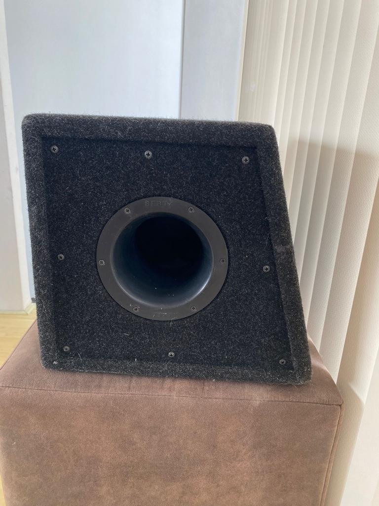 Hertz subwoofer, Ophalen, Gebruikt