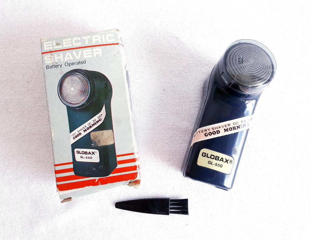 Vintage reis scheerapparaatje Globax GL 550 - ongebruikt, Verzamelen, Ophalen of Verzenden, Huis en Inrichting