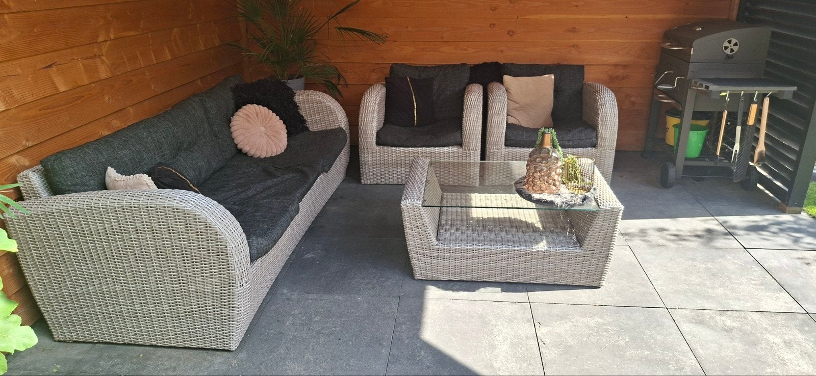 Loungeset buiten, Ophalen, 5 zitplaatsen, Kunststof, Gebruikt