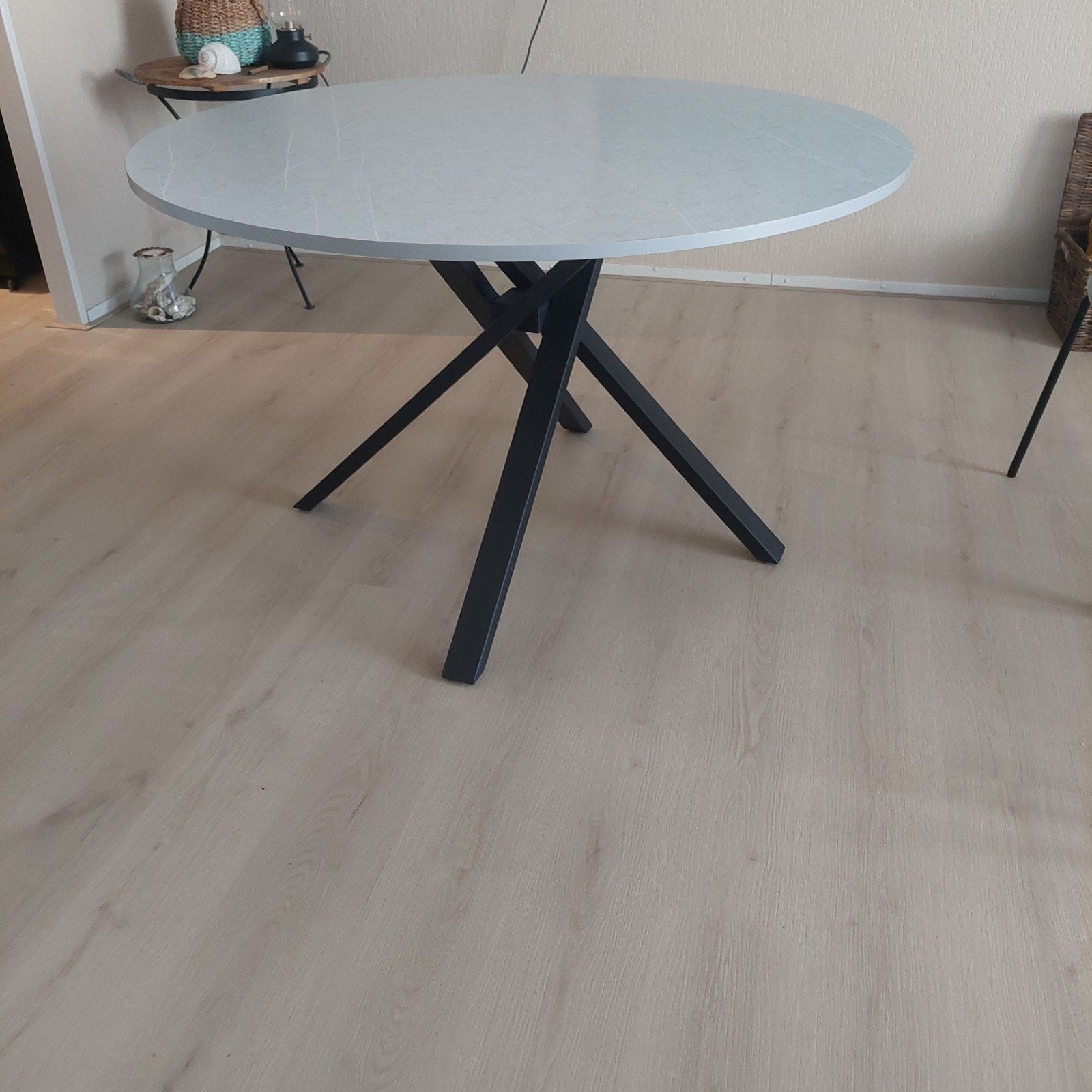 Eettafel, Ophalen, Rond, Zo goed als nieuw, Vier personen