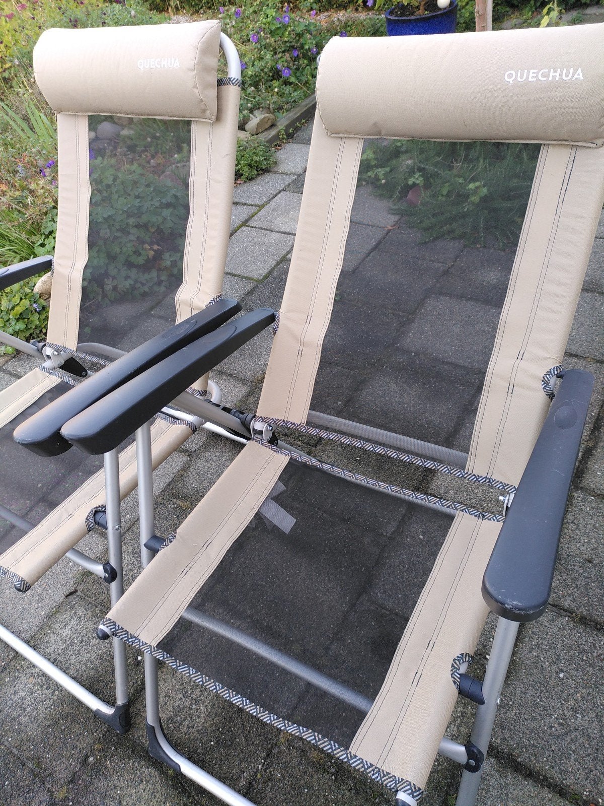 Twee Quechua opklapbare campingstoelen, Caravans en Kamperen, Ophalen, Campingstoel
