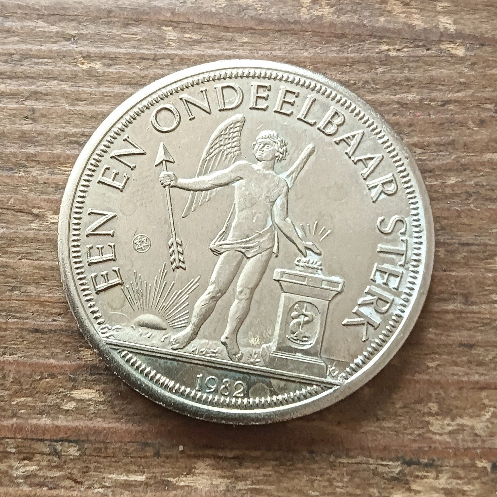 Zilveren Penning 'Een en Ondeelbaar Sterk' 1982 Aruba Surina, Ophalen of Verzenden, Overige materialen, Nederland