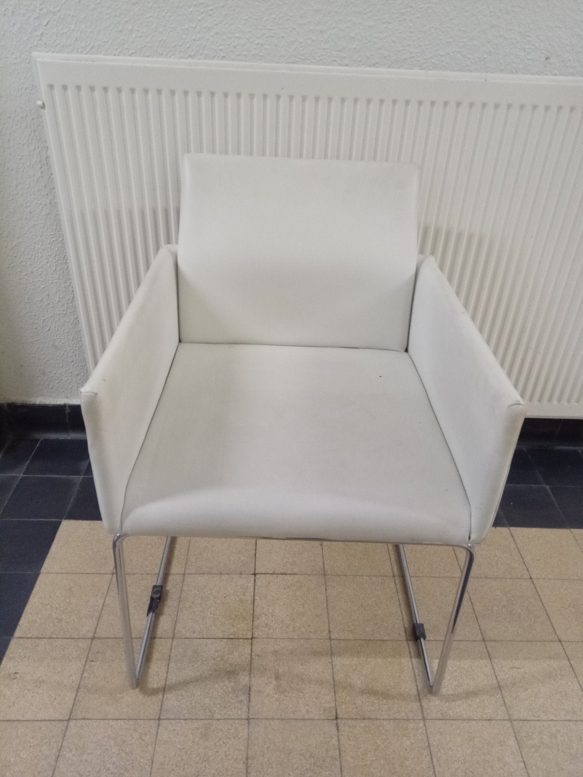 2 royale eetkamerstoelen, Ophalen, Wit