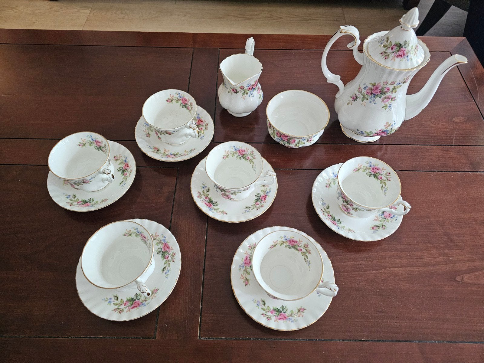 Royal Albert Moss Rose Theeservies - Compleet en Elegant, Ophalen