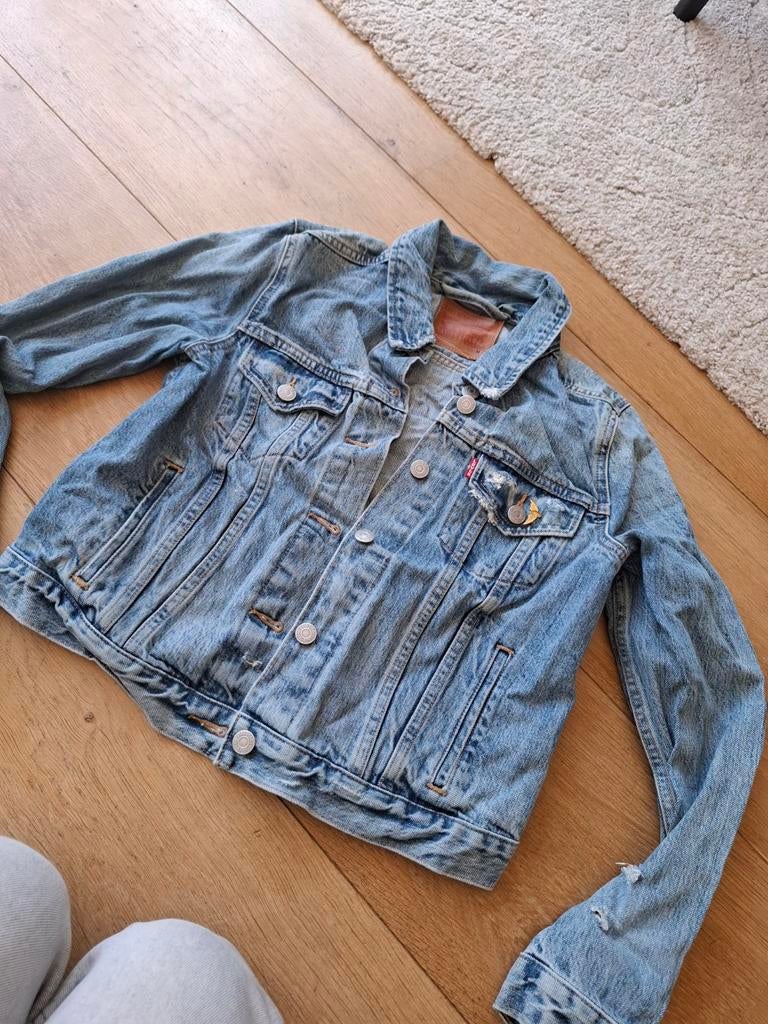 Levi's spijkerjack maat M jas, Maat 38/40 (M), Blauw, Ophalen of Verzenden, Gedragen