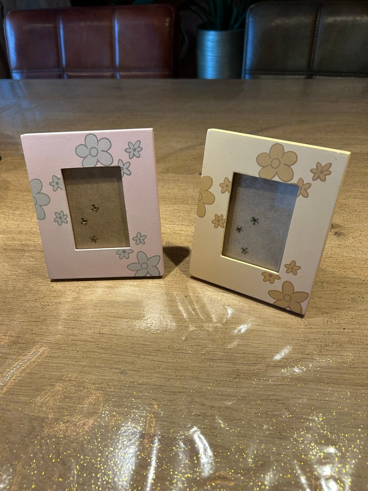 Set van 2 schattige fotolijstjes: roze & oranje met bloemen, 14 cm, Gebruikt, Fotolijst, Met afbeelding