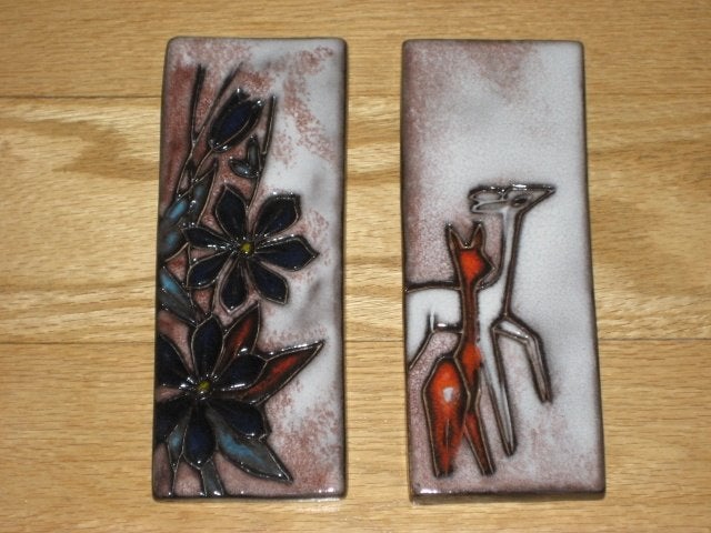 Ruscha wandtegel Herten en Bloemen 2 X, Antiek en Kunst, Ophalen of Verzenden