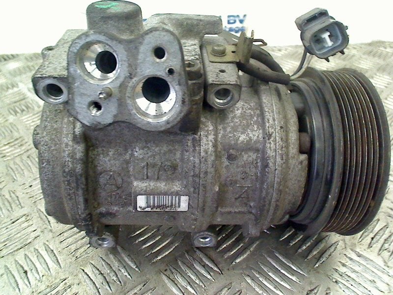 Airco Pomp Land + Range Rover Defender I (2001-09/2006-12), Campus Kronberg 7, Kronberg im Taunus 61476, , Duitsland, Jaguar Land Rover Deutschland GmbH