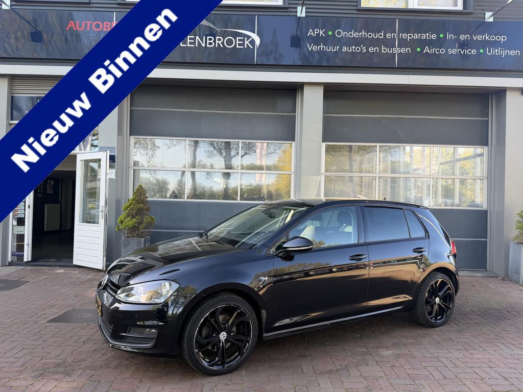 Volkswagen Golf 1.6 TDI Comfortline Bj 2015 Navi,18Inch,Crui, Auto's, Volkswagen, Voorwielaandrijving, Stof, Gebruikt, 4 cilinders