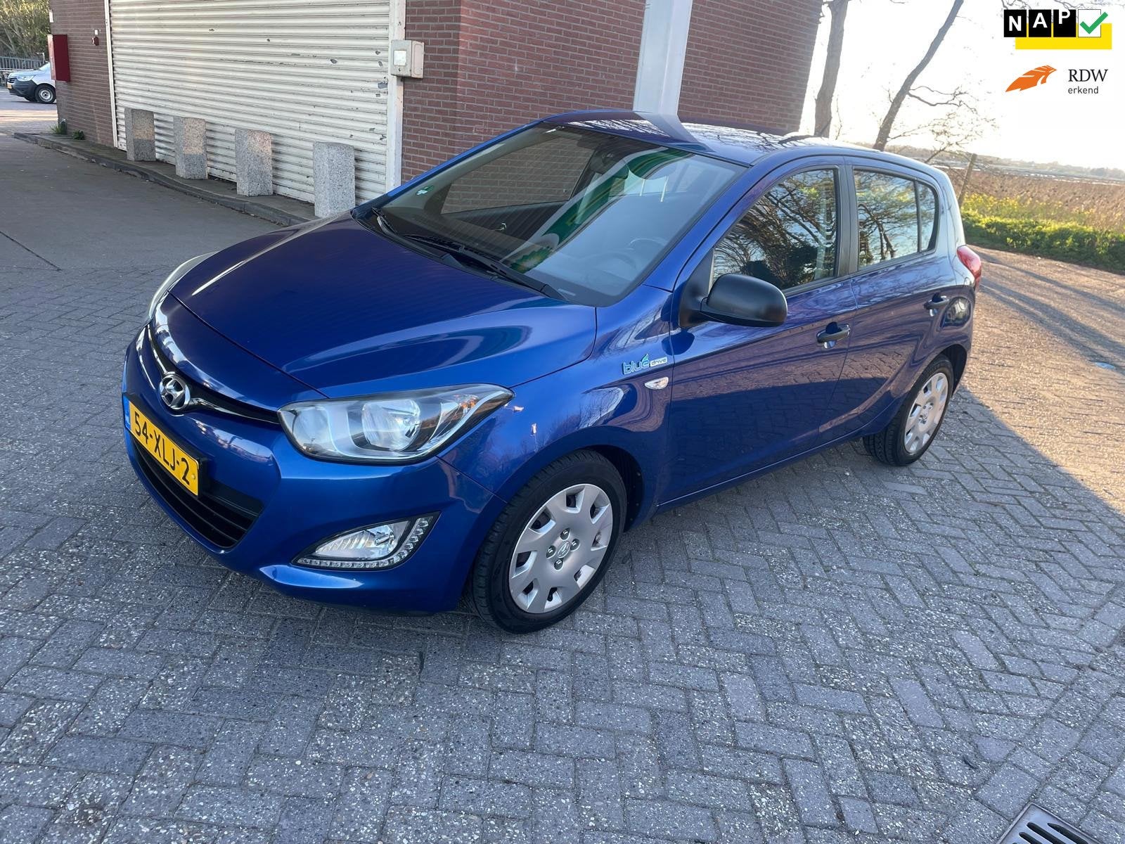 Hyundai I20 1.2i Business Edition, Auto's, Euro 5, Gebruikt, 4 cilinders, Blauw