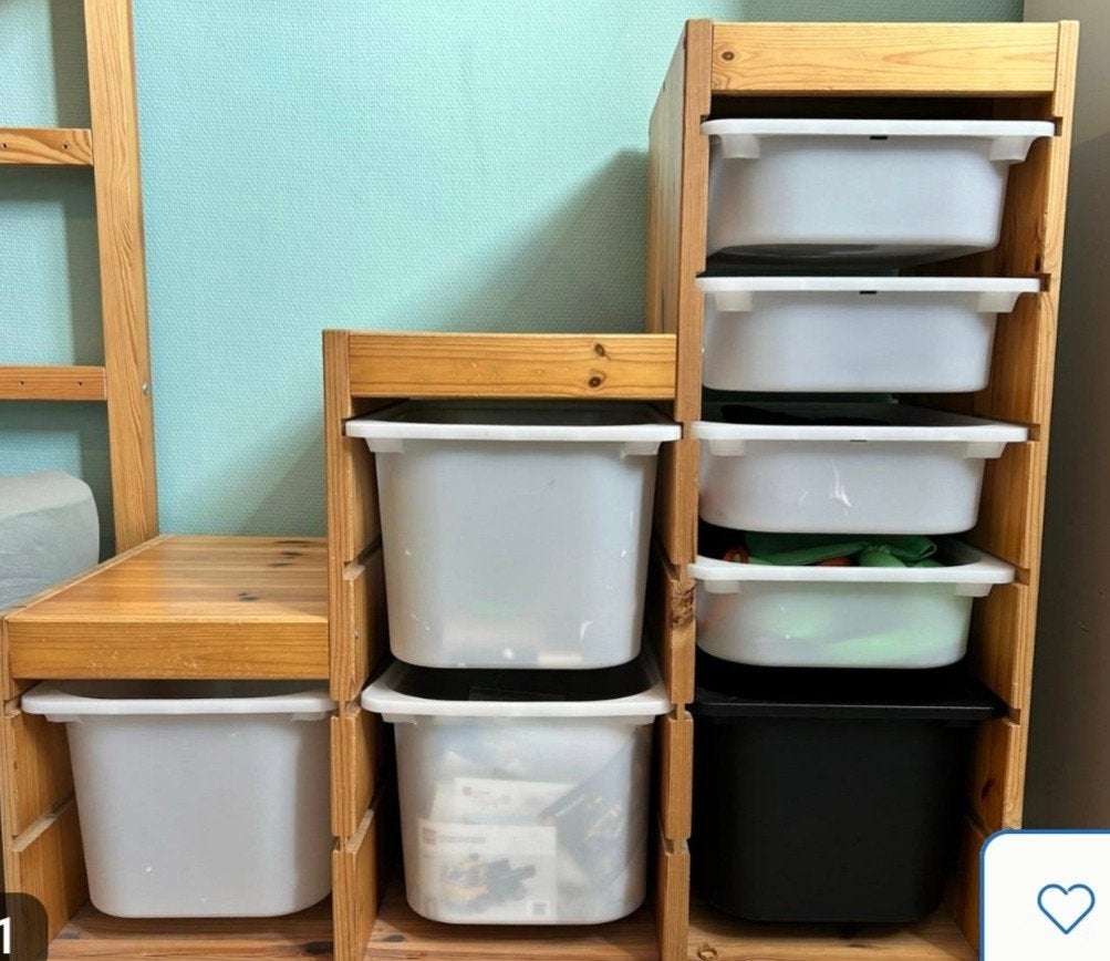 Gezocht Diversen IKEA Grenenkast met zwarte bakken (of zonde, Huis en Inrichting, Ophalen of Verzenden, Zo goed als nieuw