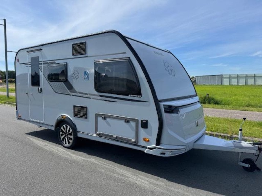Knaus Sudwind 60 Years 420 QD Campovolo grijs, Caravans en Kamperen, Bedrijf, Treinzit, Tot en met 3, Ringverwarming