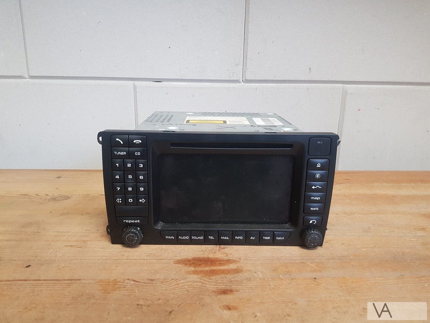 Porsche Cayenne 2003 - 2008 navigatie  radio 7L5035192a €200, Gebruikt, -, -, Porsche