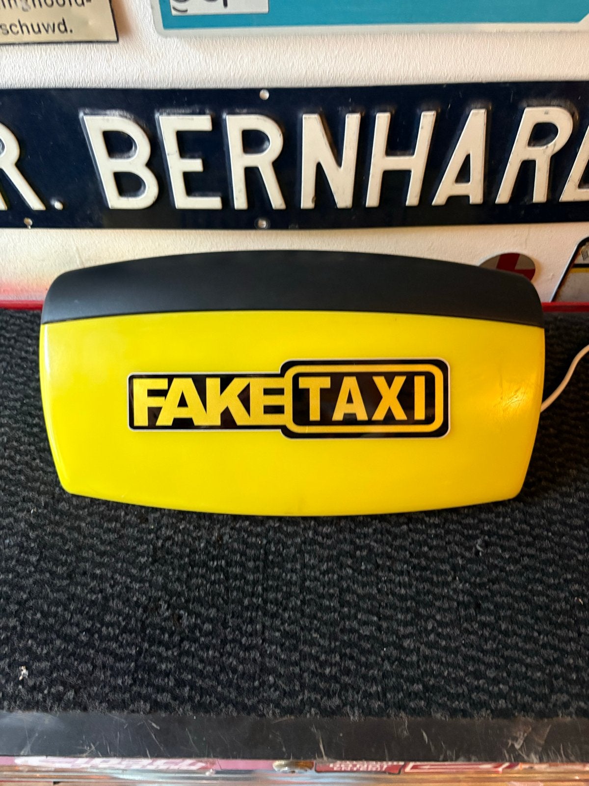 Fake Taxi Dakbord 220V - Uniek Decoratiestuk, Verzenden, Zo goed als nieuw, Lichtbak of (neon) lamp