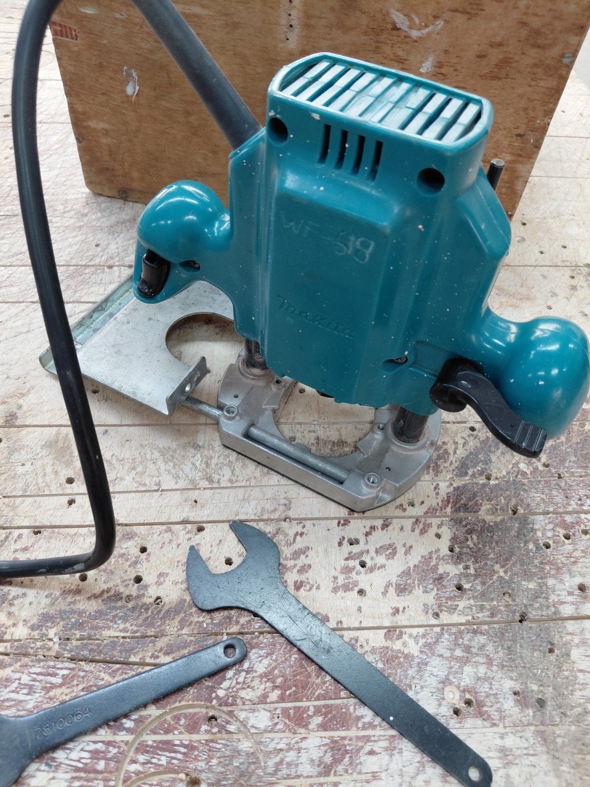Makita 3620 Bovenfrees - Gebruikt maar functioneel, Gebruikt, Ophalen of Verzenden, Elektrisch, Makita