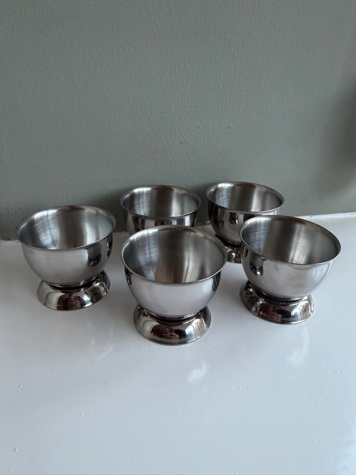 Set van 5 RVS Eierdopjes - Gebruikt, Ophalen of Verzenden, Gebruikt, Metaal, Zilver