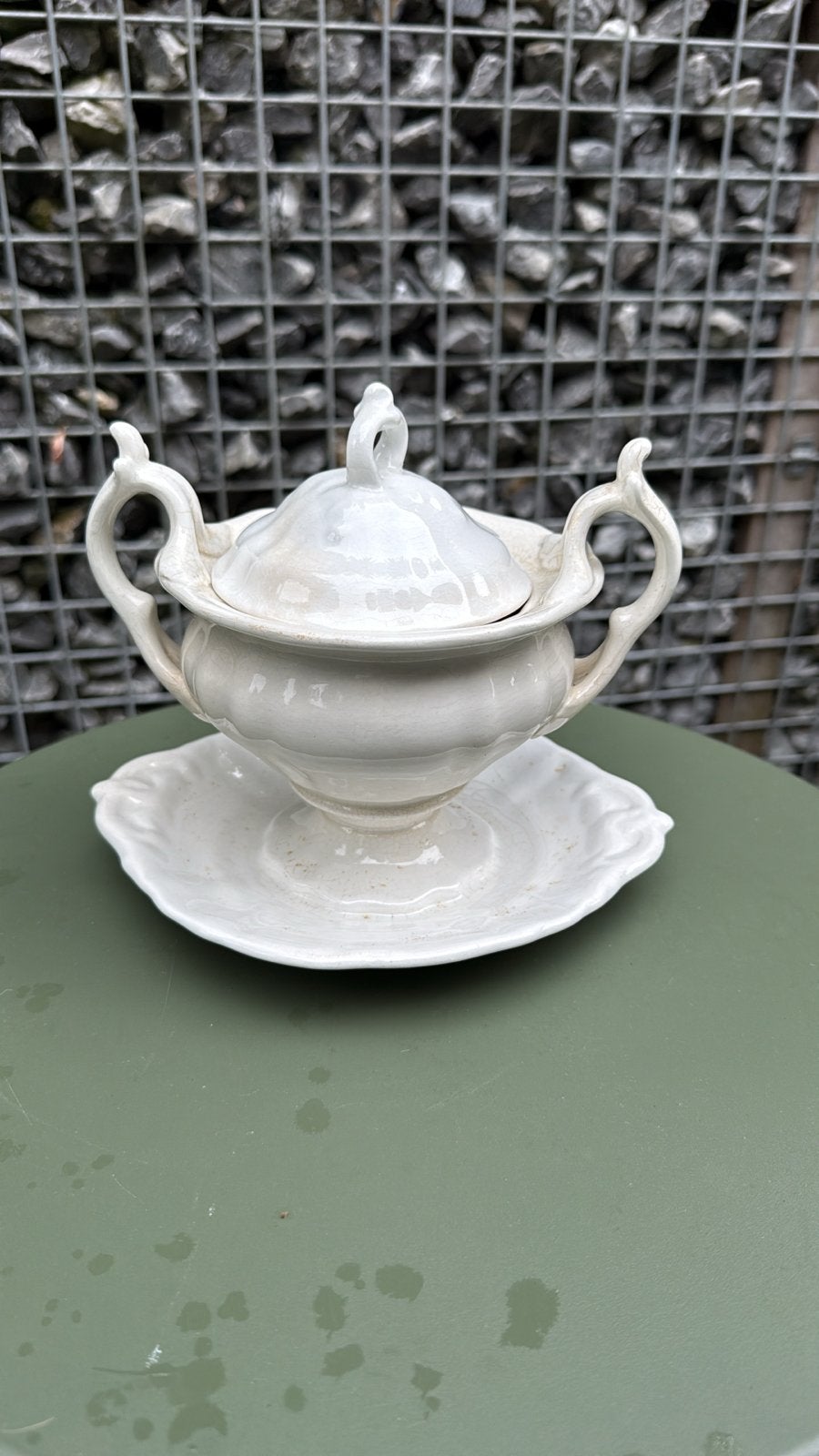 Petrus Regout kleine soepterrine ca 17 cm hoog, Ophalen of Verzenden
