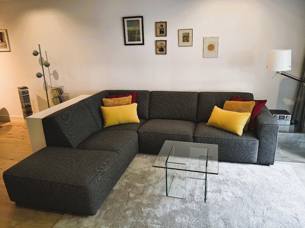 Hoekbank, donkergrijs / antraciet, stijlvol en comfortabel, Ophalen, 250 tot 300 cm, Gebruikt, Hoekbank