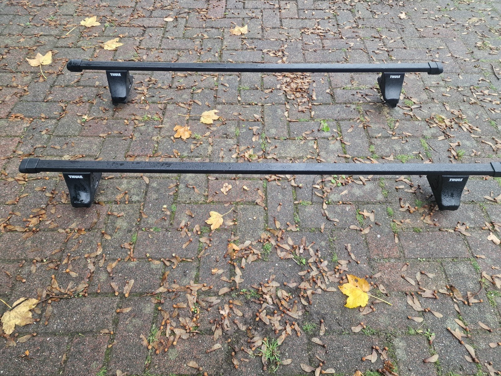 Dakdragers: Thule Squarebar, zgan, breed, klemt op goot, Auto diversen, Ophalen of Verzenden, Zo goed als nieuw, Nb, Nb