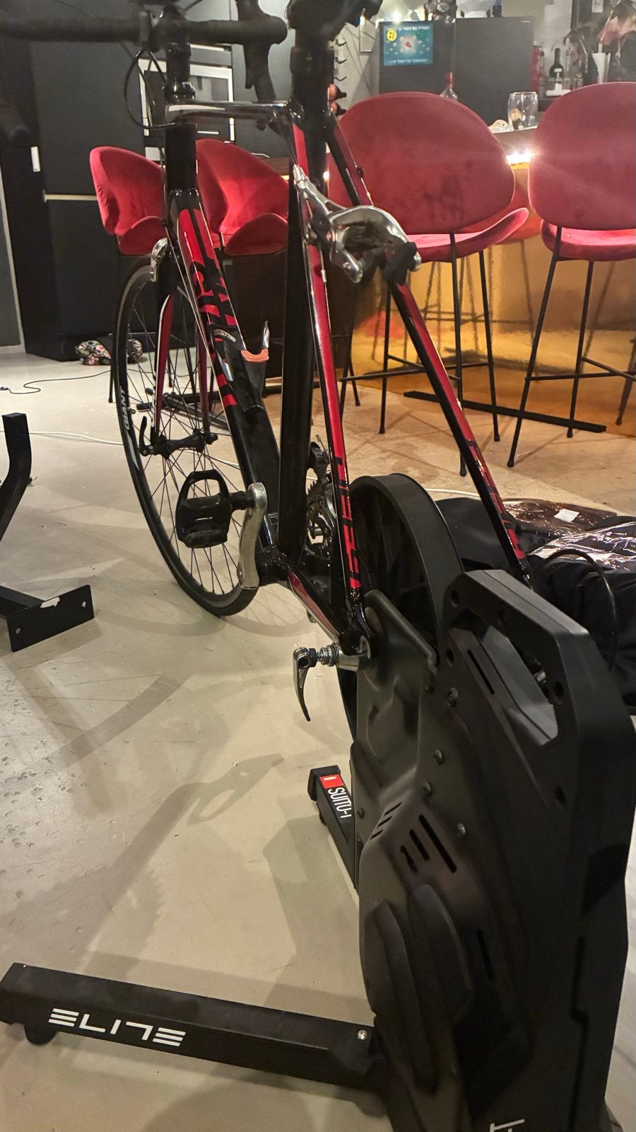 Giant Defy racefiets met Elite Suito-T fietstrainer, Fietsen en Brommers, 28 inch, Gebruikt, Aluminium, Meer dan 20 versnellingen