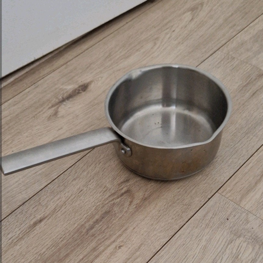 RVS sauspan steelpan met afgietrand pfas vrij alle bronnen, Ophalen of Verzenden, Zo goed als nieuw, Rvs