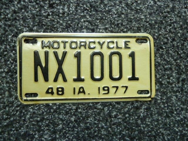 Motor licenseplate / motor kentekenplaat Iowa 1977 USA, Verzamelen, Automerken, Motoren en Formule 1, Gebruikt, Auto's, Verzenden