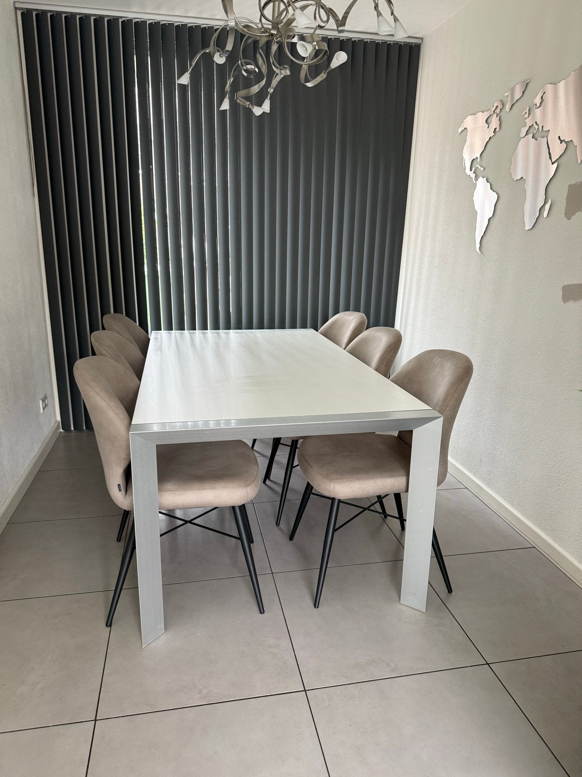 Uitschuifbare eettafel  - Ciaccikreaty, Ophalen, 50 tot 100 cm, Zo goed als nieuw, Vijf personen of meer