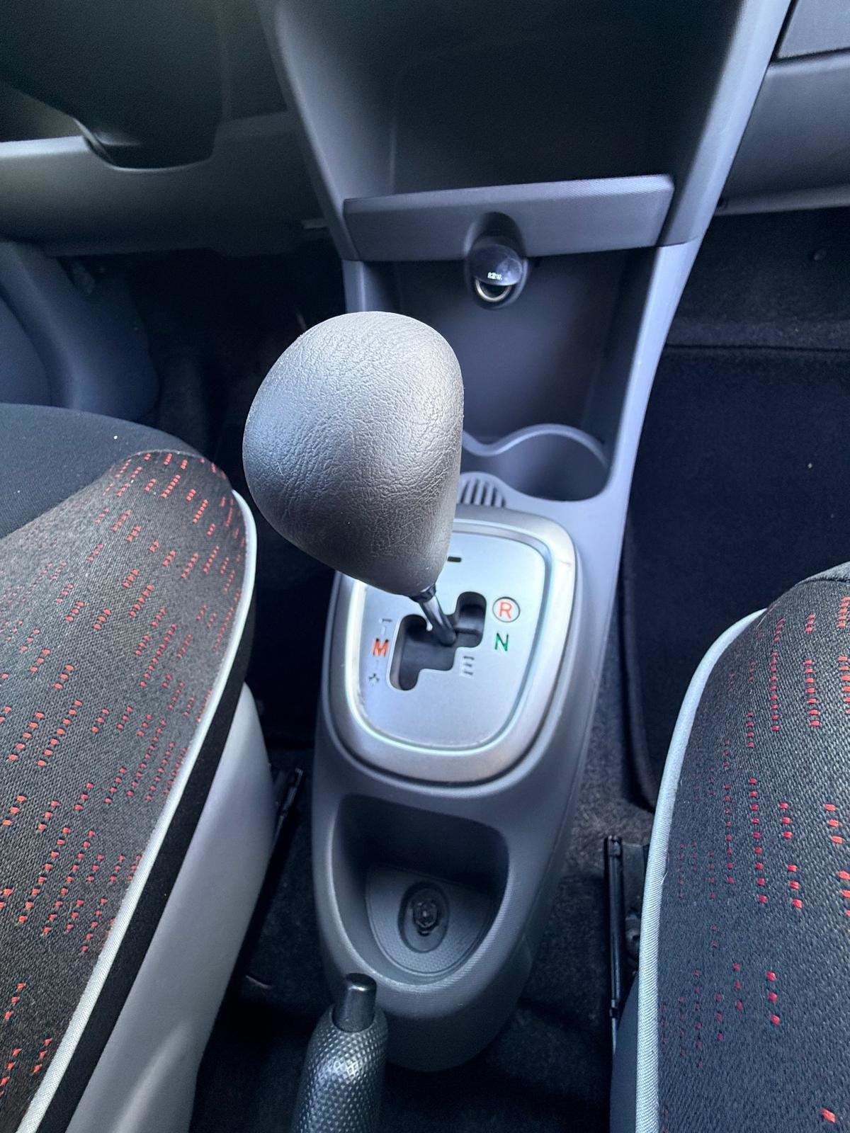 Peugeot 107 1.0-12V XS|Automaat|NAP|Airco|5 Deurs|, Auto's, Gebruikt, 68 pk, Origineel Nederlands, Bedrijf