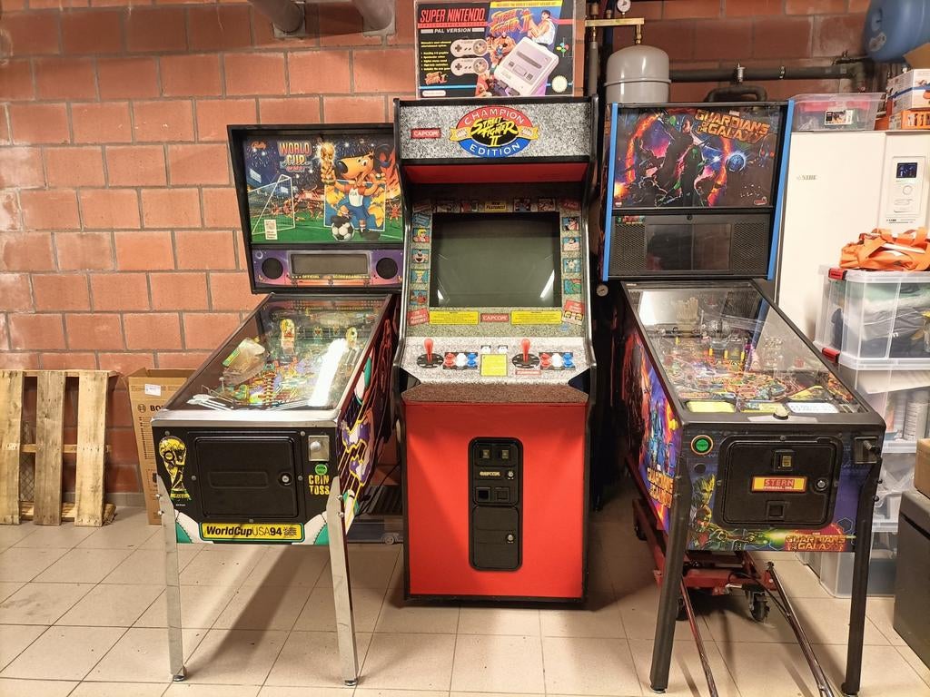2 flipperkasten en arcade cabinet, Zo goed als nieuw, Ophalen, Overige merken, Dot-matrix