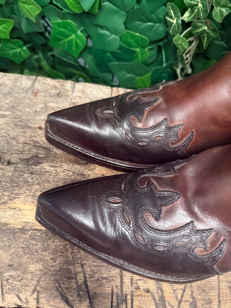 bijna Nieuwe fantastisch mooie laarzen van sendra maat 42, Sendra, Bruin, Boots, Ophalen of Verzenden