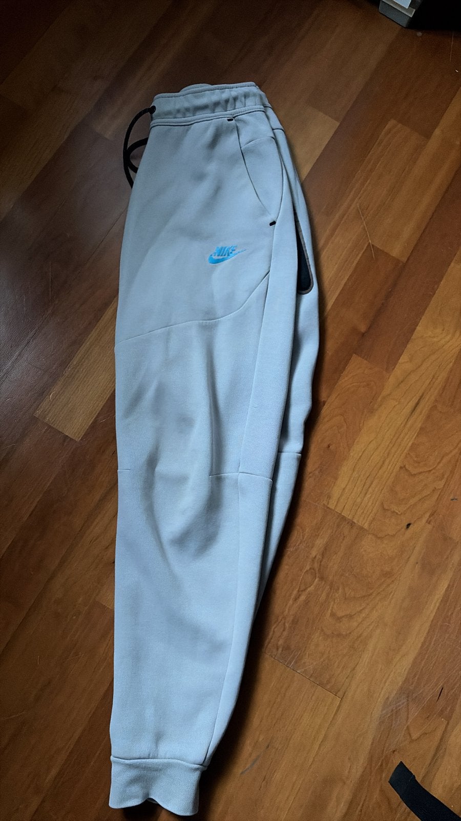 Nike Tech Fleece Joggingbroek Grijs/Blauw Maat S, Ophalen of Verzenden, Gedragen, Maat 46 (S) of kleiner, Grijs