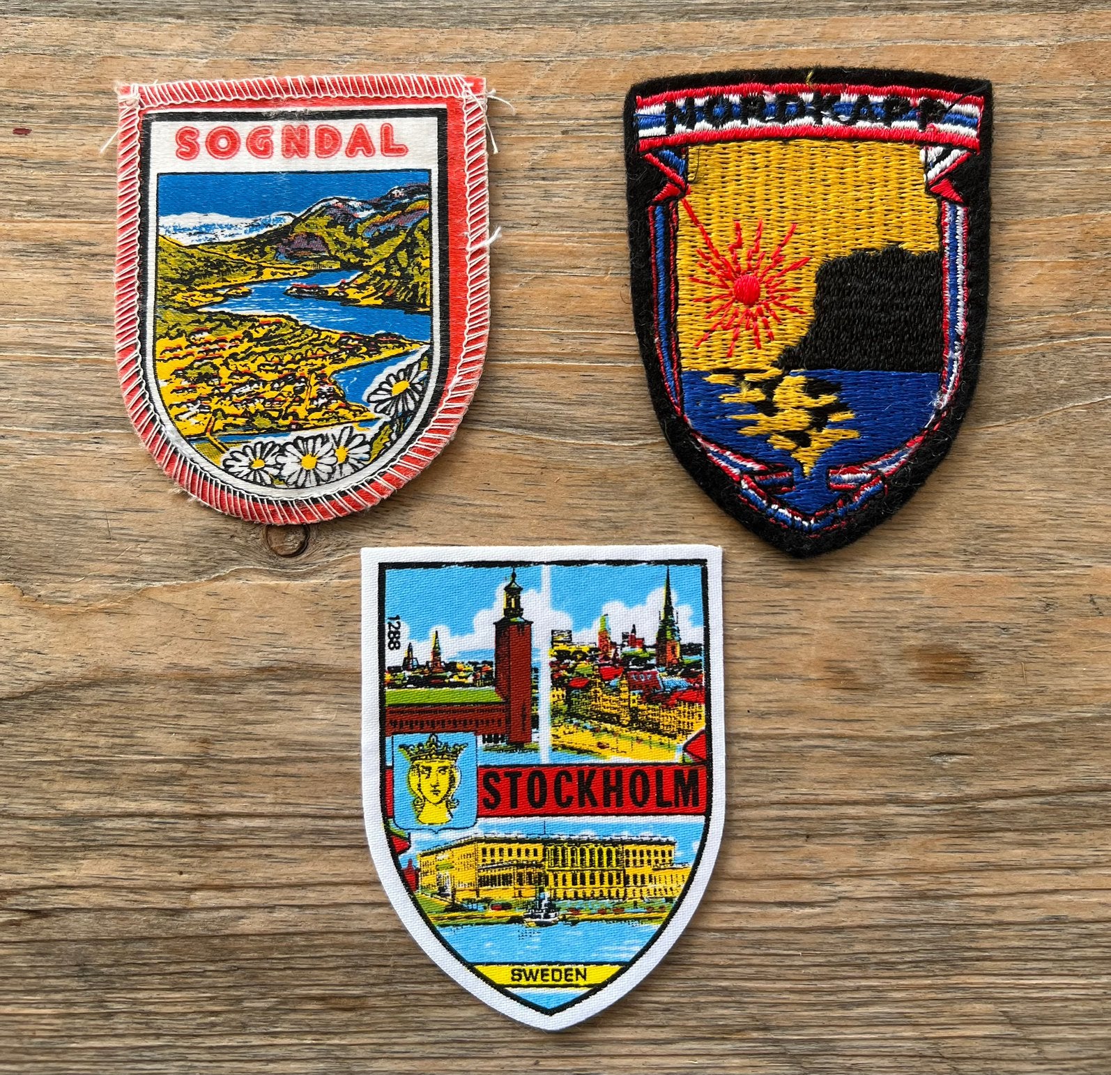 3 x Patch Patches Buttons NOORWEGEN o.a. Noordkaap / ZWEDEN, Ophalen of Verzenden, Nieuw, Stad of Land
