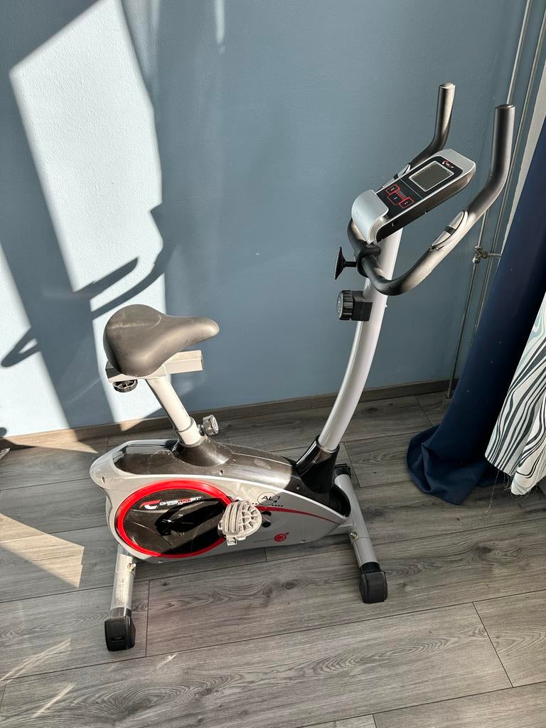 Hometrainer - Ideaal voor thuisworkouts, Gebruikt, Ophalen of Verzenden, Metaal, Benen