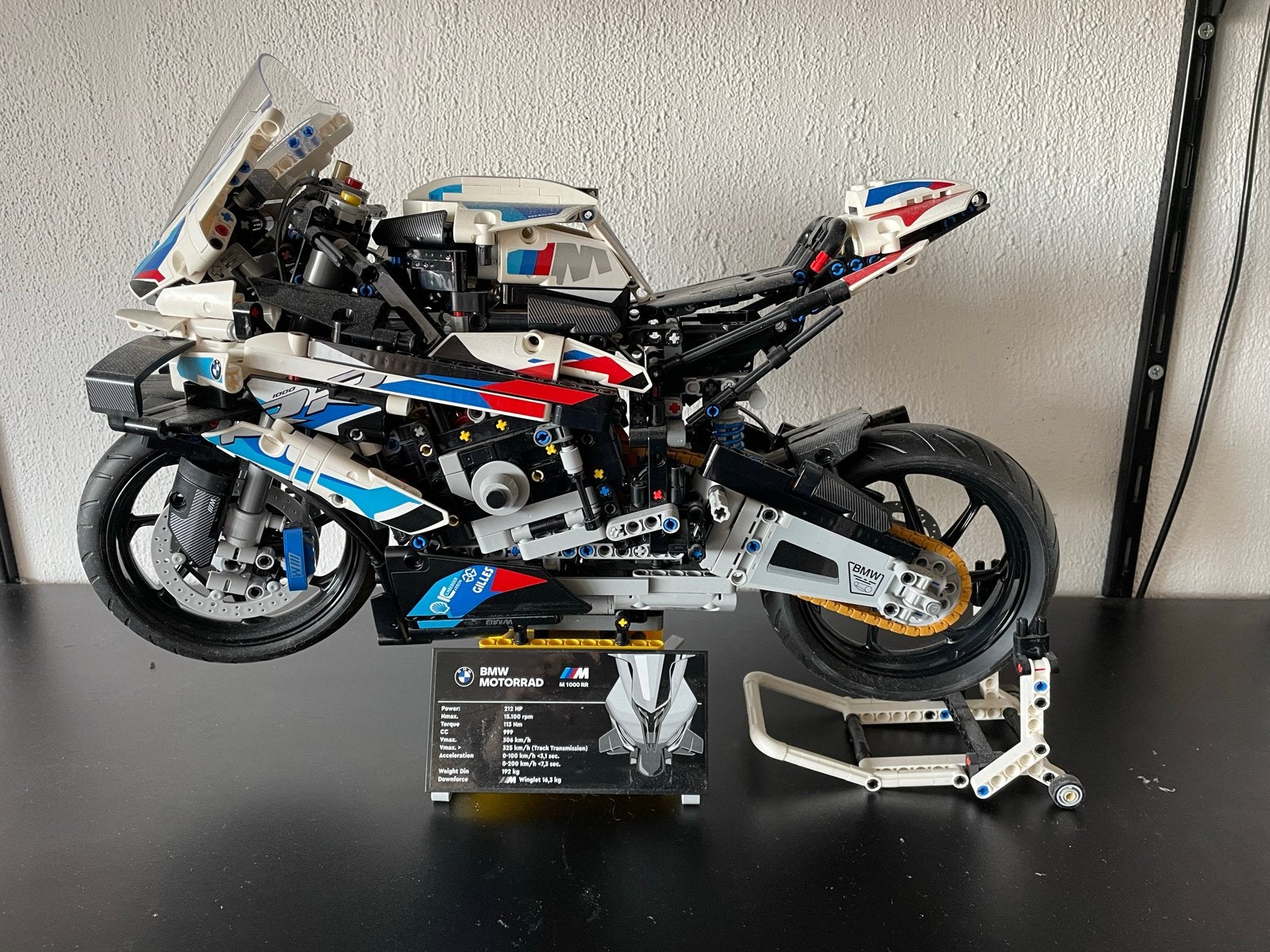LEGO Technic 42130 BMW M 1000 RR Motorfiets, Ophalen of Verzenden, Zo goed als nieuw