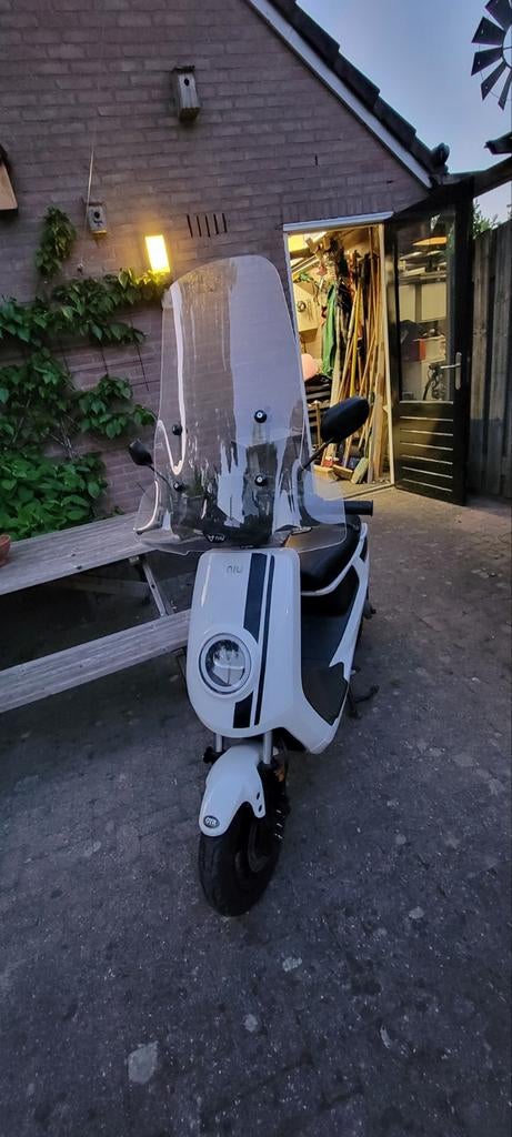 Elektrische Nio Snorfiets., Ophalen of Verzenden, Zo goed als nieuw, Benzine, Overige merken