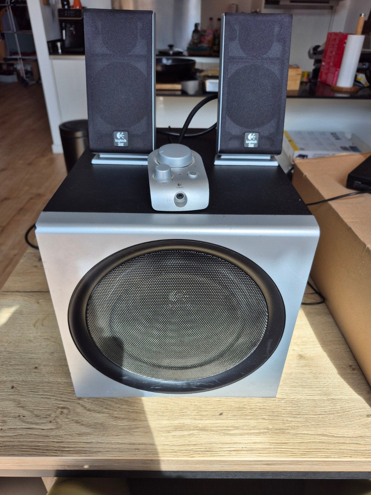 Logitech Z-2300 2.1 THX speakerset met diverse aansluitingen, Computers en Software, Ophalen, Gebruikt, Audiokanaal 2.1, Logitech