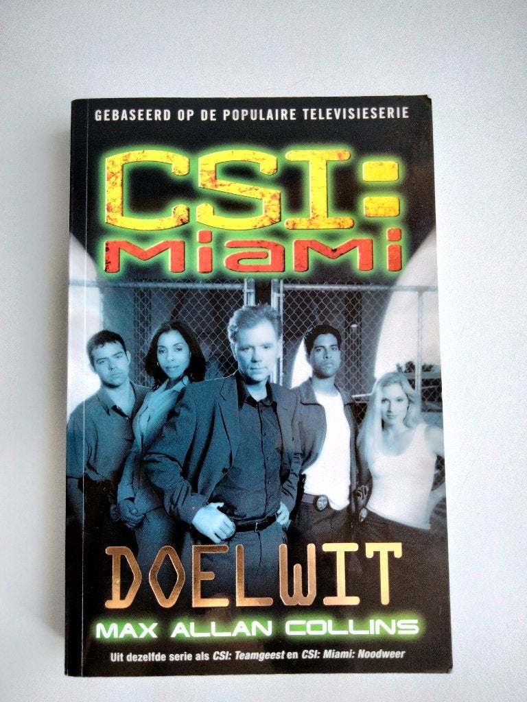 CSI: Miami - Doelwit door Max Allan Collins, Tv-bewerking, Max Allan Collins, Ophalen, Gelezen
