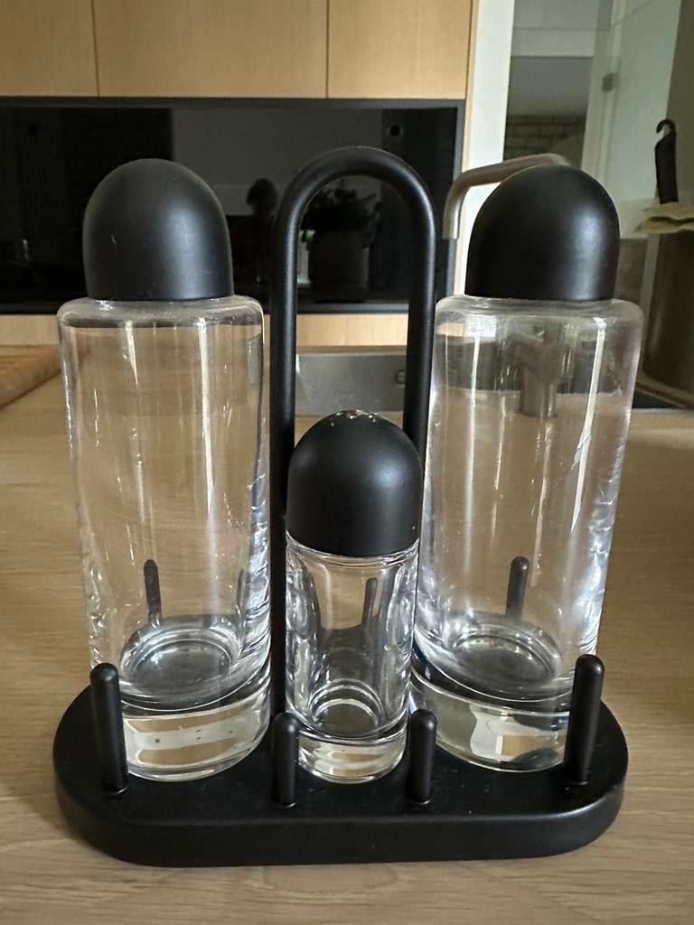 Alessi olie + azijn stel + zoutvaatje zwarte houder Sottsass, Huis en Inrichting, Keuken | Keukenbenodigdheden, Ophalen of Verzenden