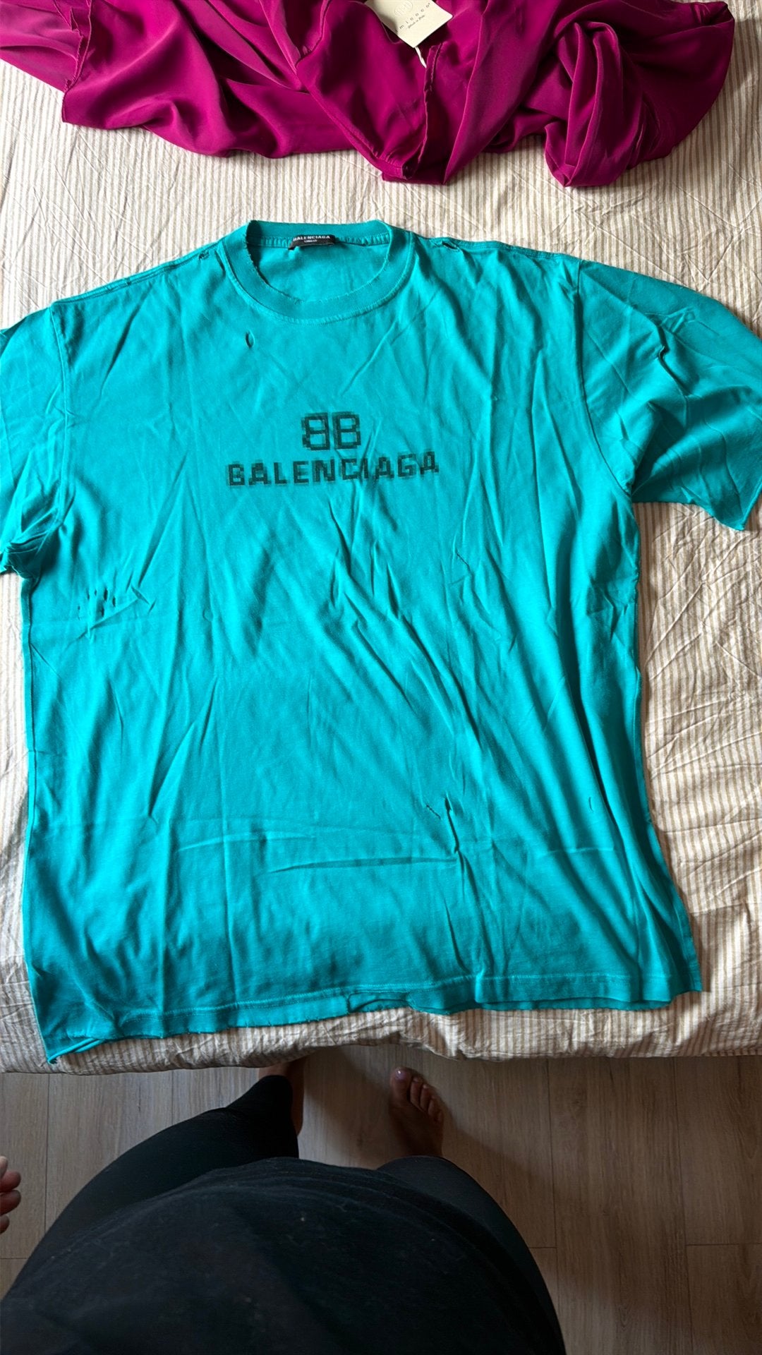 Balanciaga tshirt, Ophalen of Verzenden, Zo goed als nieuw, Maat 52/54 (L), Blauw