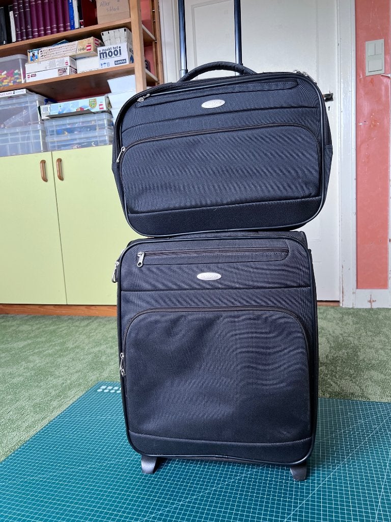 Samsonite koffer 49/37/20 plus tas 40/30/15 (vintage), 30 cm of meer, Gebruikt, Zwart, Minder dan 35 cm